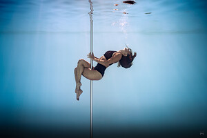 Pole Art Underwater